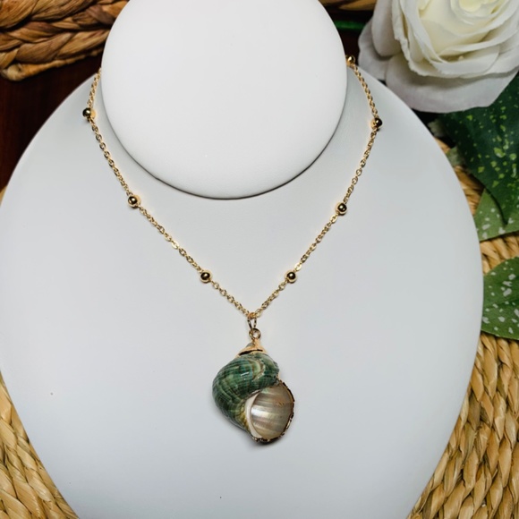 Beachy Green Conch Shell Necklace with Gold Painted Accents, 22”-23.5” - Picture 8 of 10